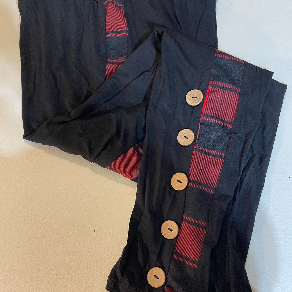 Rosegal Plius Size Black and Red Plaid Leggings